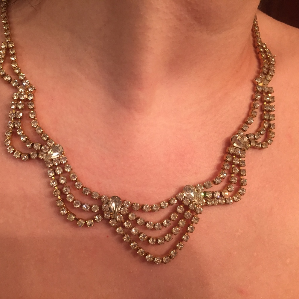 Classic Rhinestone and gold necklace